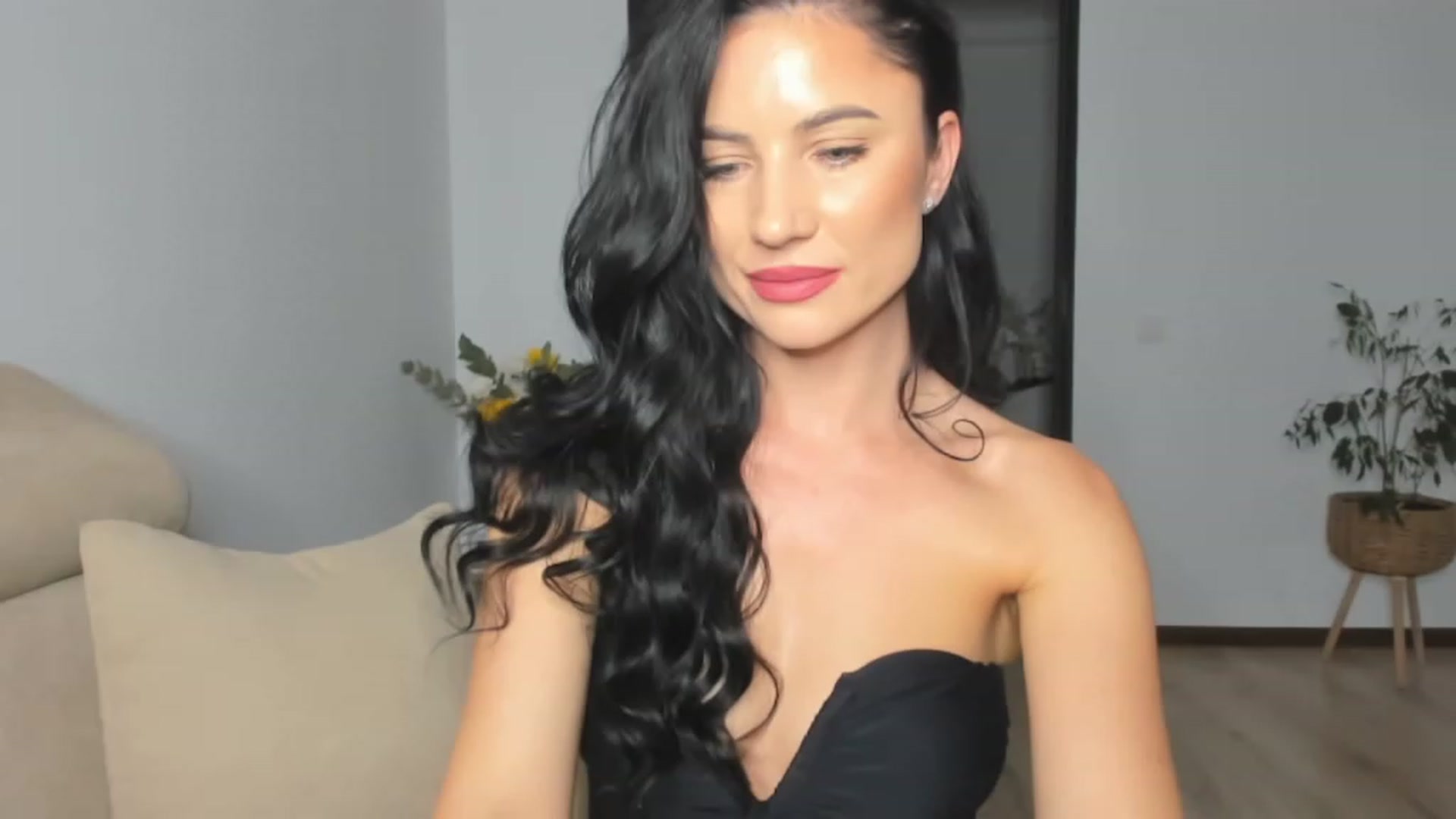 Gallery image thumbnail from Ms_Seductive's myfreecams stream on, 11/03/2023, 19:19 image 9 of 20