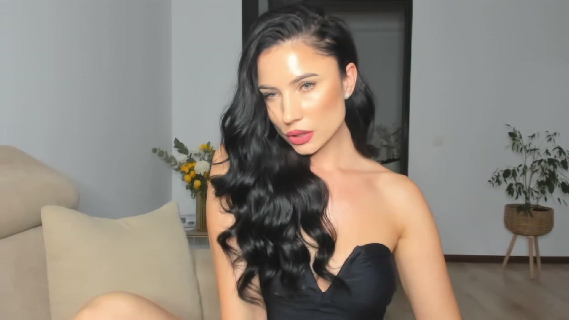 Gallery image thumbnail from Ms_Seductive's myfreecams stream on, 11/03/2023, 19:19 image 1 of 20