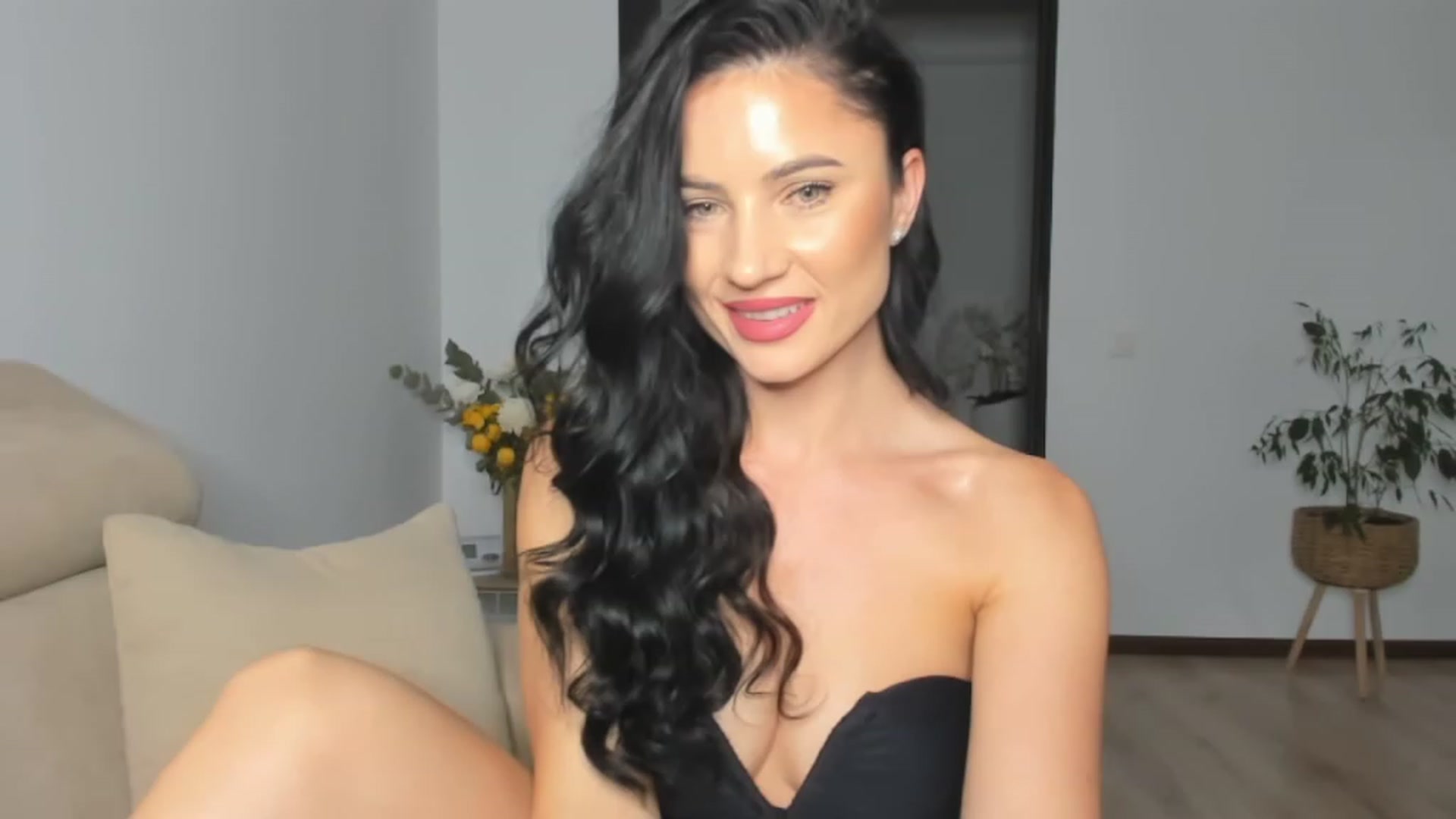 Gallery image thumbnail from Ms_Seductive's myfreecams stream on, 11/03/2023, 19:19 image 4 of 20