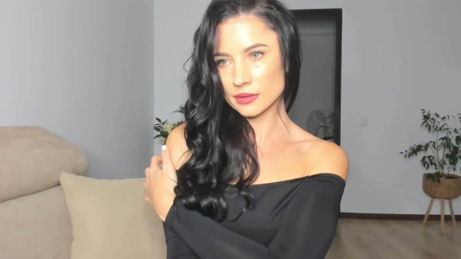 Gallery image thumbnail from Ms_Seductive's myfreecams stream on, 11/16/2023, 17:07 image 1 of 20