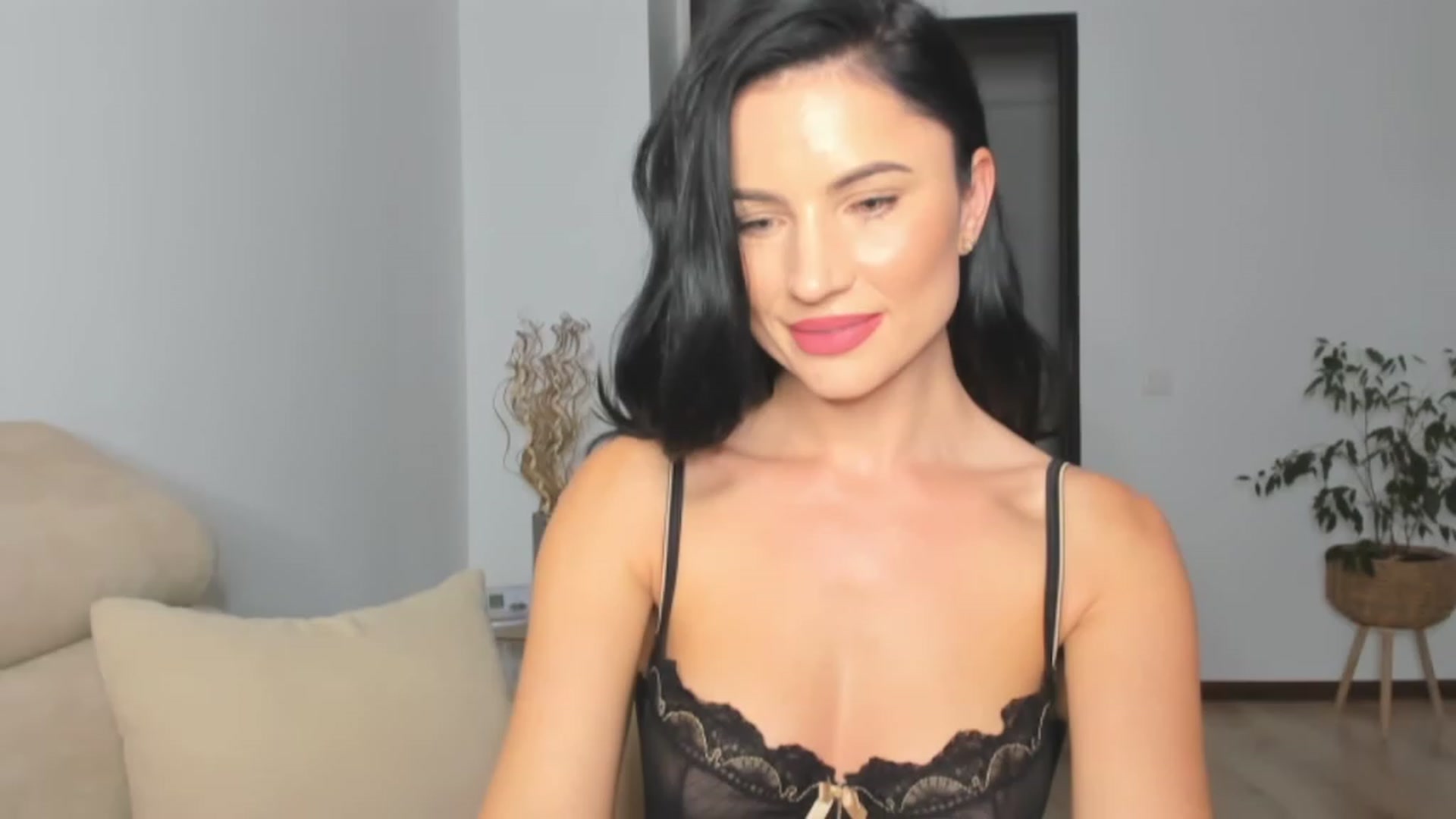 Gallery image thumbnail from Ms_Seductive's myfreecams stream on, 11/21/2023, 19:00 image 1 of 20