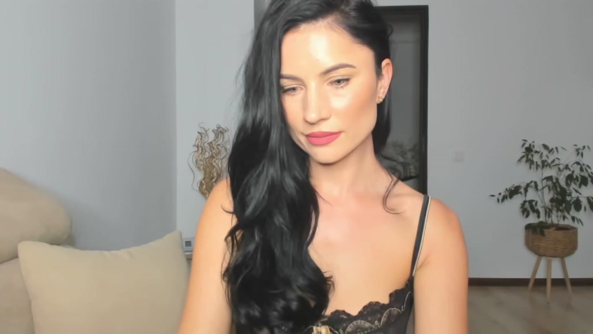Gallery image thumbnail from Ms_Seductive's myfreecams stream on, 11/21/2023, 19:00 image 17 of 20