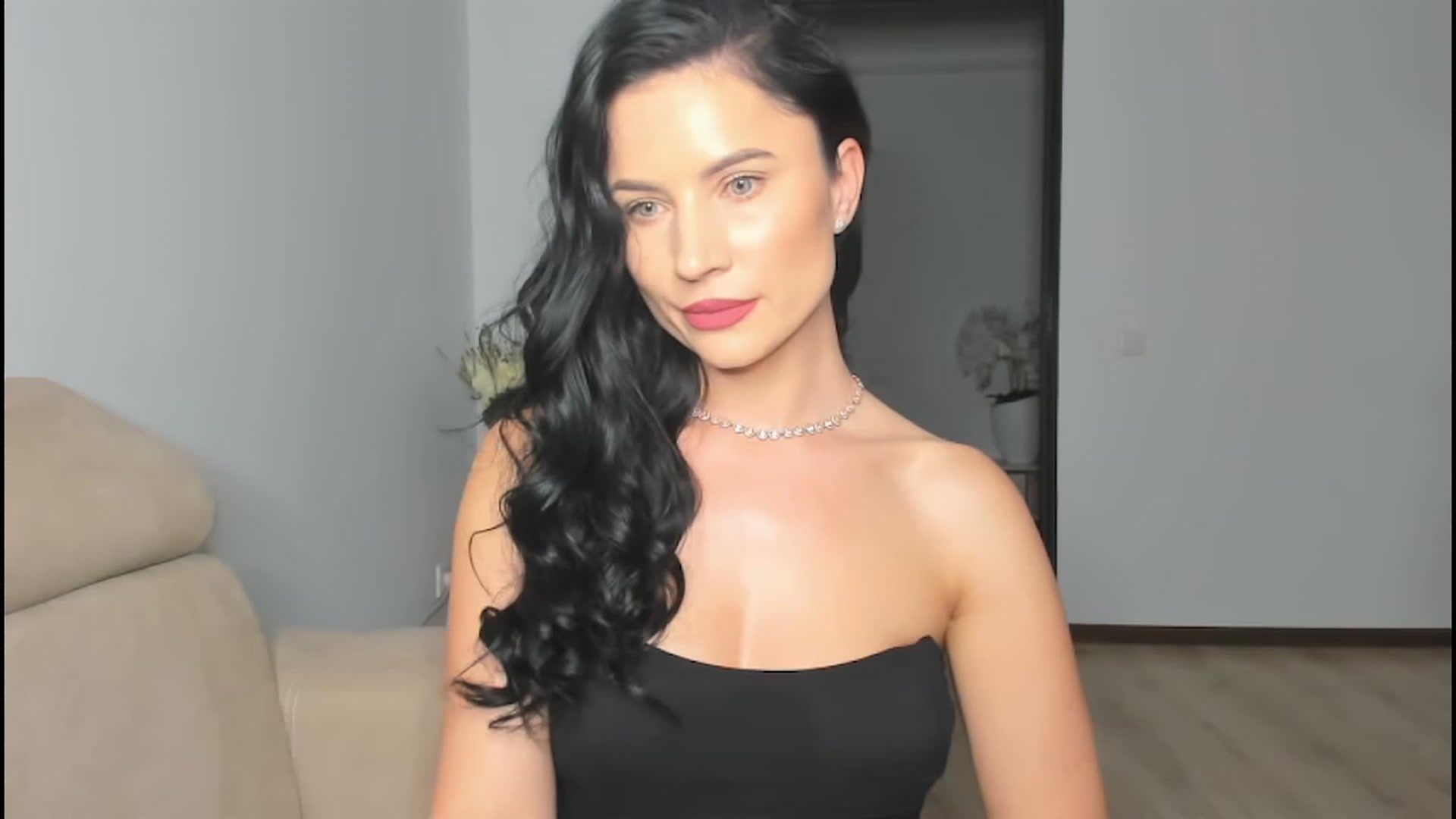 Gallery image thumbnail from Ms_Seductive's myfreecams stream on, 02/17/2024, 17:51 image 9 of 20