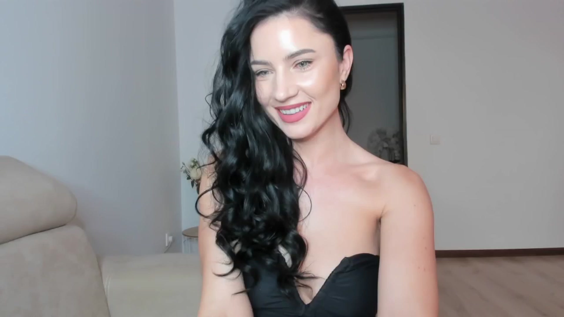 Gallery image thumbnail from Ms_Seductive's myfreecams stream on, 03/16/2024, 17:09 image 9 of 20