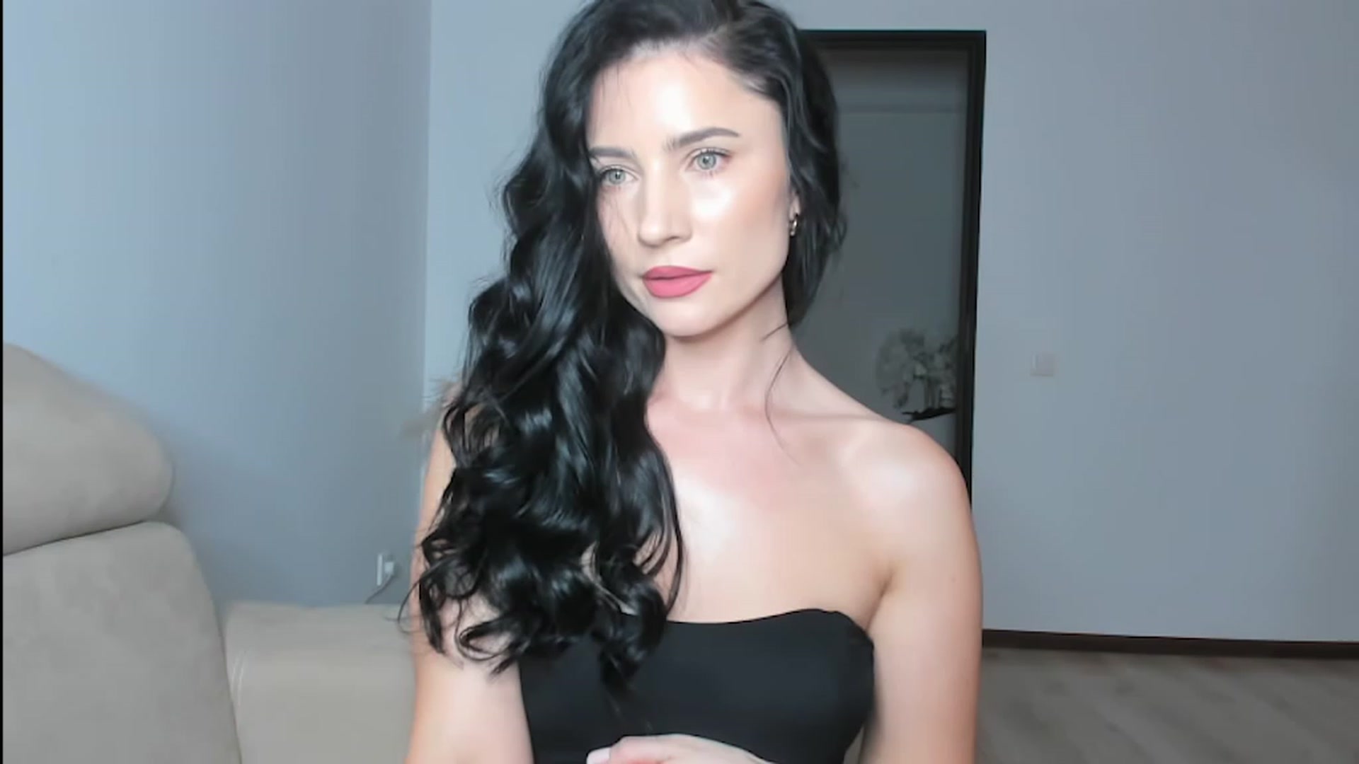 Gallery image thumbnail from Ms_Seductive's myfreecams stream on, 03/20/2024, 16:51 image 3 of 20