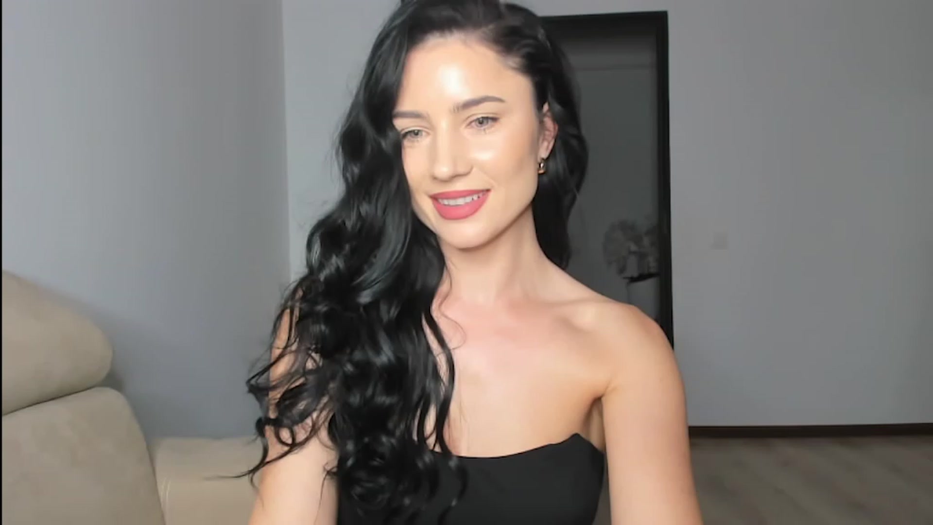 Gallery image thumbnail from Ms_Seductive's myfreecams stream on, 03/20/2024, 16:51 image 17 of 20