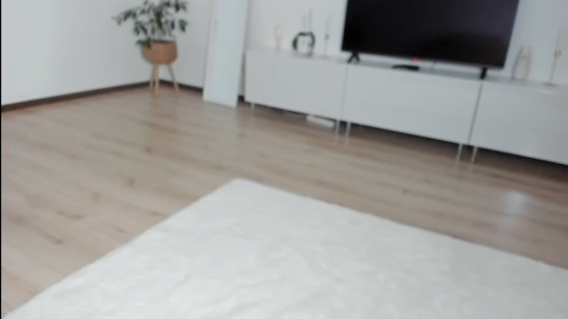 Gallery image thumbnail from Ms_Seductive's myfreecams stream on, 03/21/2024, 16:52 image 9 of 20