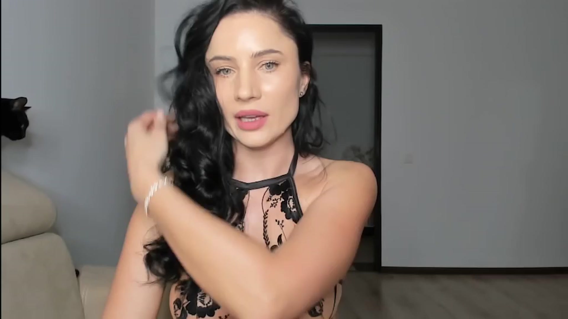 Gallery image thumbnail from Ms_Seductive's myfreecams stream on, 04/06/2024, 14:18 image 1 of 20