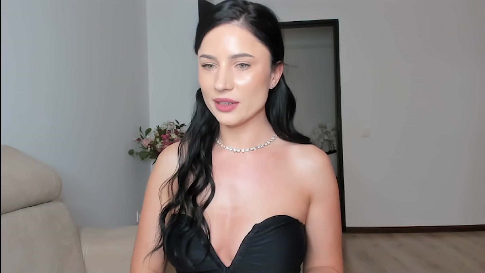 Gallery image thumbnail from Ms_Seductive's myfreecams stream on, 04/08/2024, 15:24 image 13 of 20