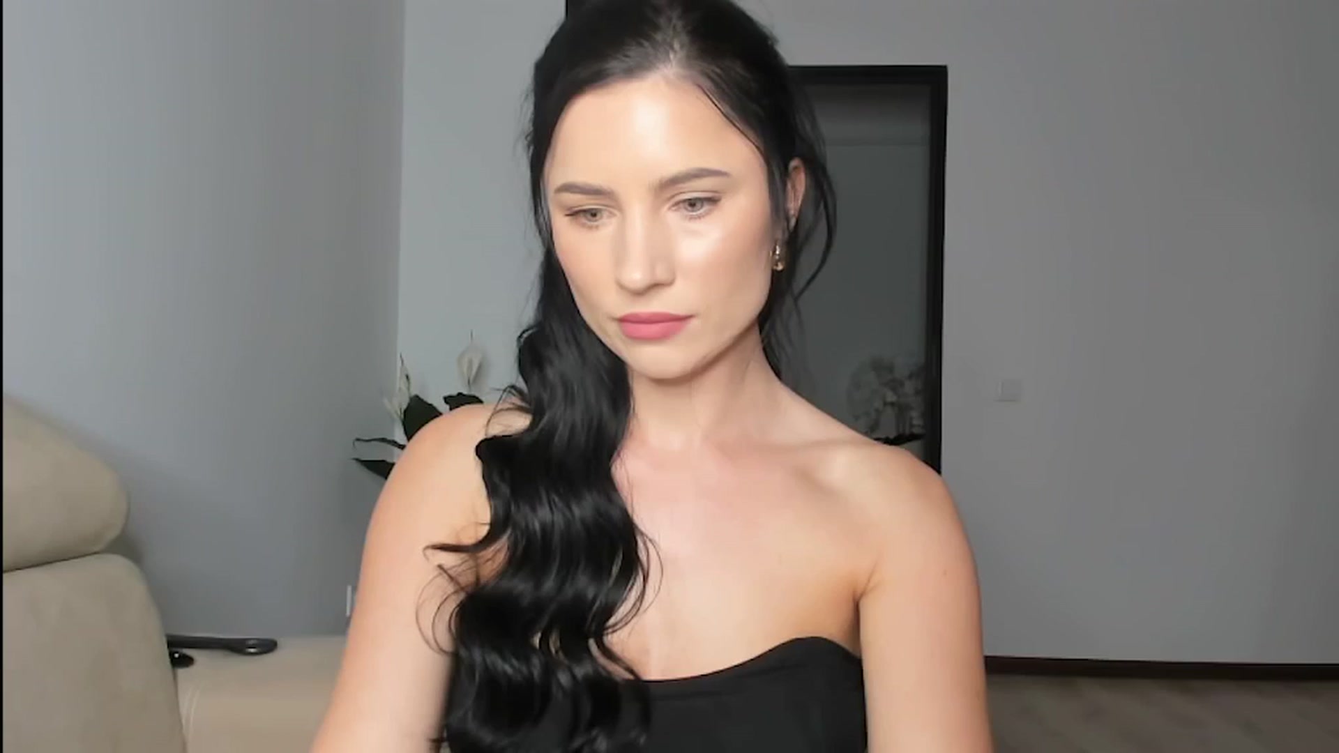 Gallery image thumbnail from Ms_Seductive's myfreecams stream on, 04/18/2024, 14:40 image 20 of 20