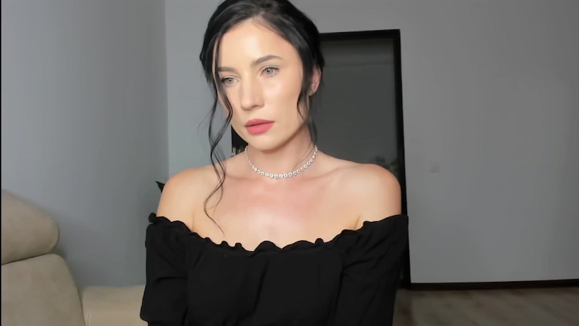 Gallery image thumbnail from Ms_Seductive's myfreecams stream on, 05/13/2024, 15:18 image 17 of 20