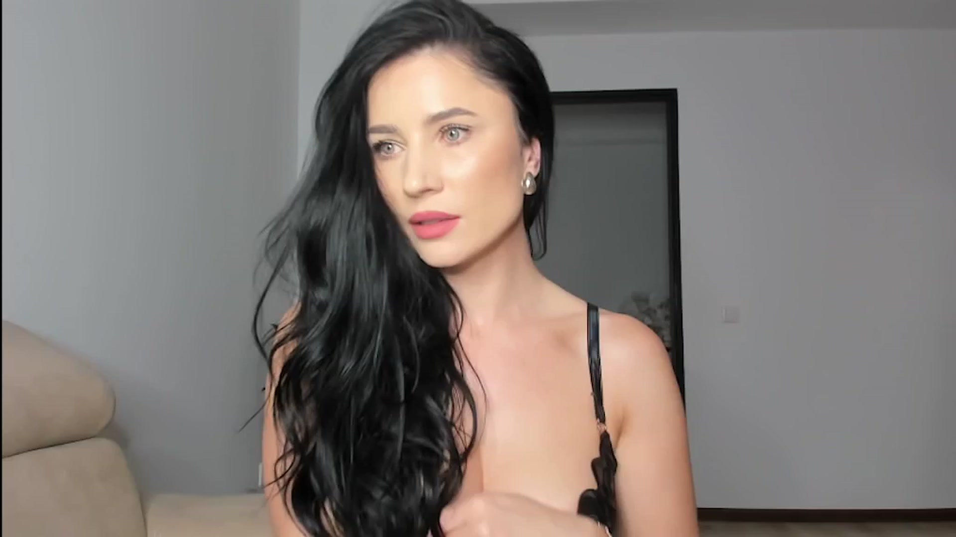 Gallery image thumbnail from Ms_Seductive's myfreecams stream on, 05/14/2024, 13:55 image 5 of 20