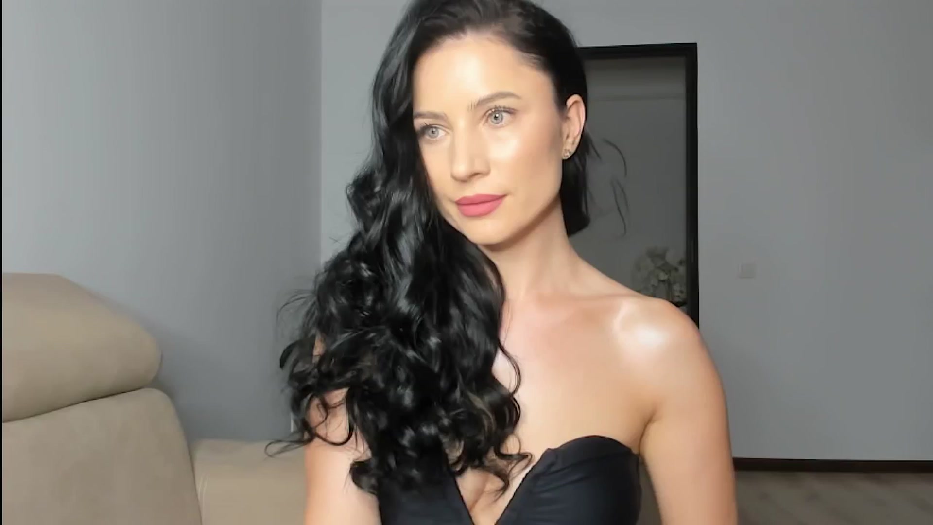 Gallery image thumbnail from Ms_Seductive's myfreecams stream on, 07/23/2024, 13:39 image 3 of 20