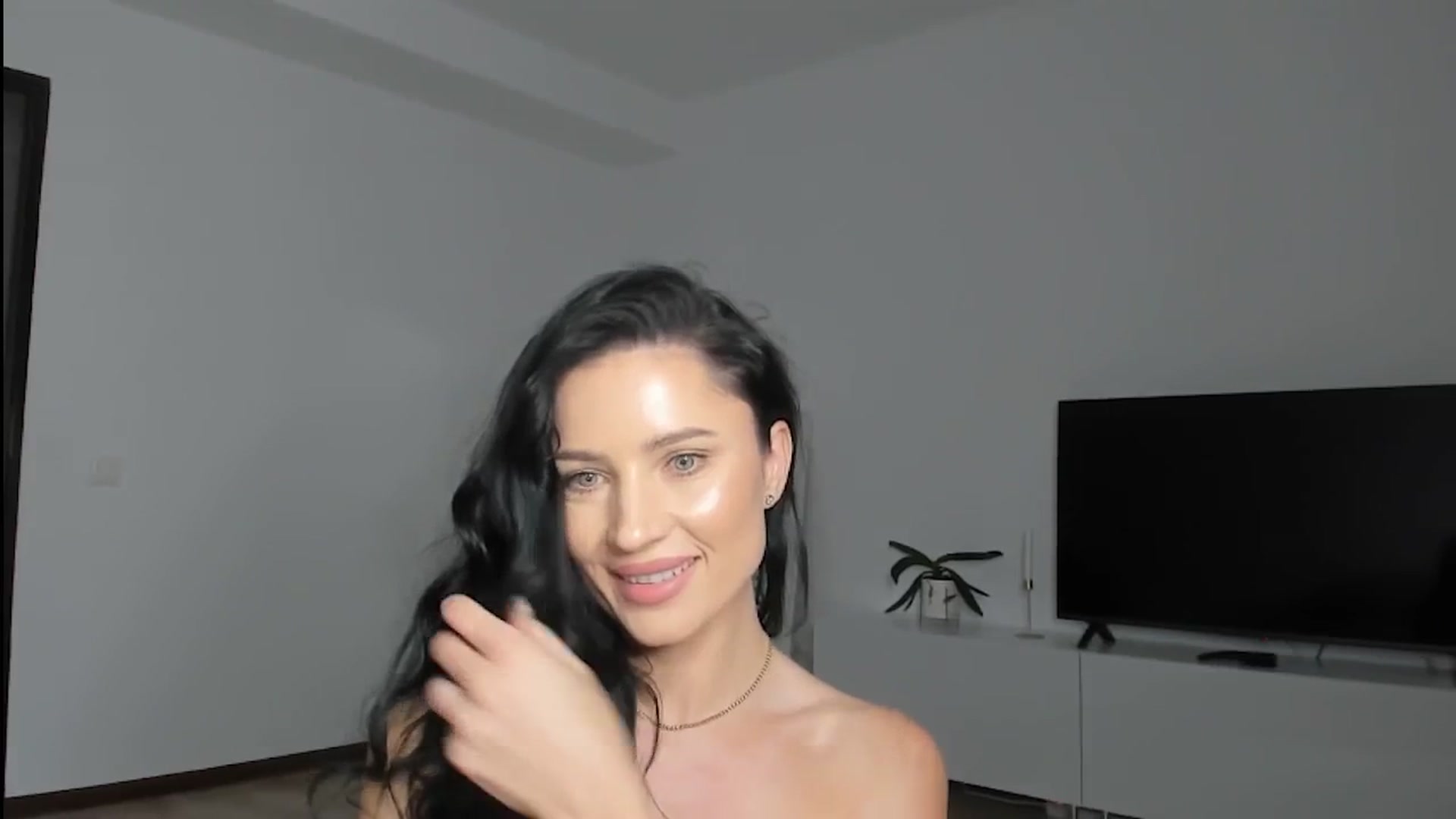 Gallery image thumbnail from Ms_Seductive's myfreecams stream on, 08/01/2024, 15:56 image 18 of 20