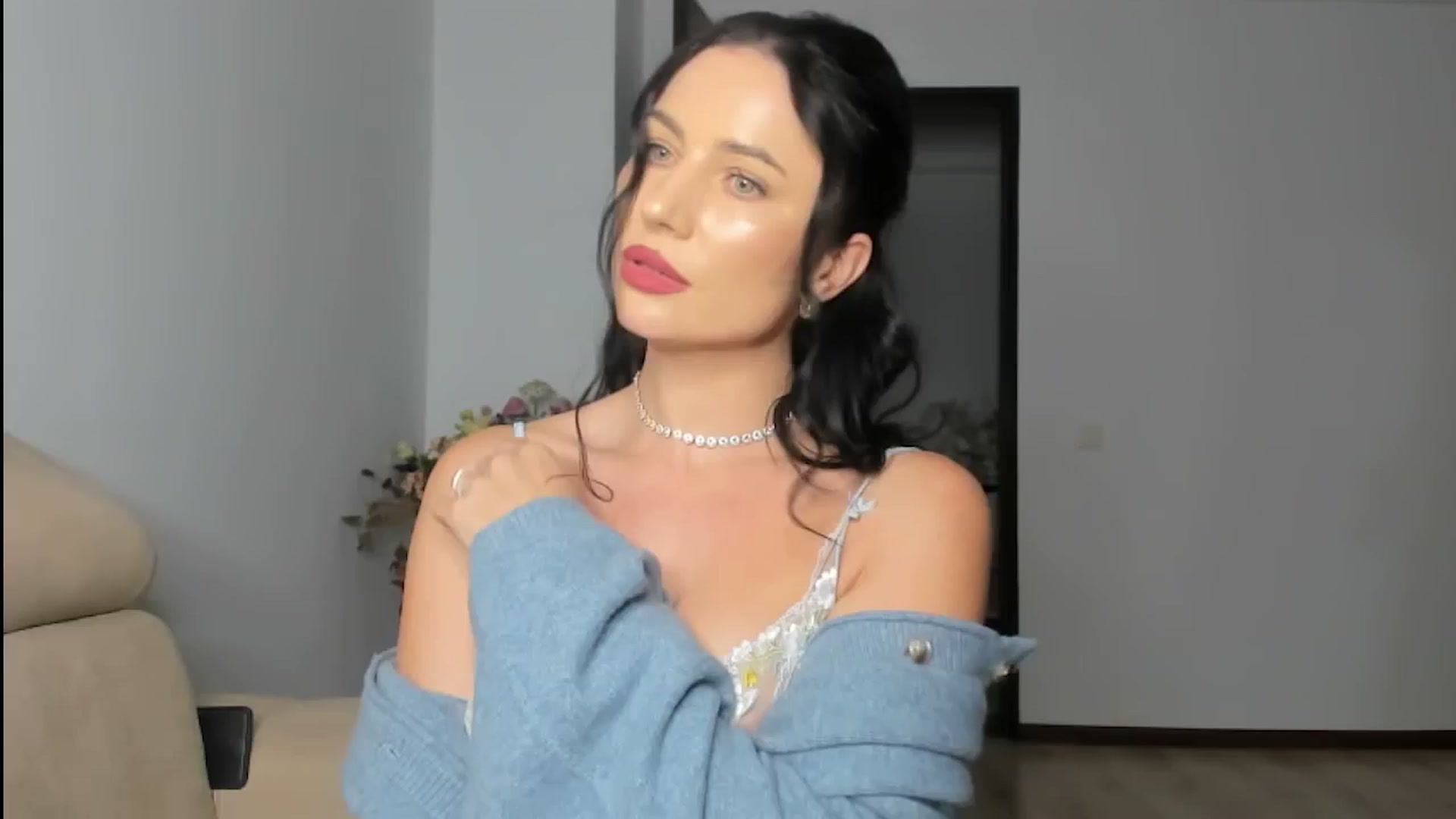 Gallery image thumbnail from Ms_Seductive's myfreecams stream on, 09/21/2024, 17:34 image 9 of 20