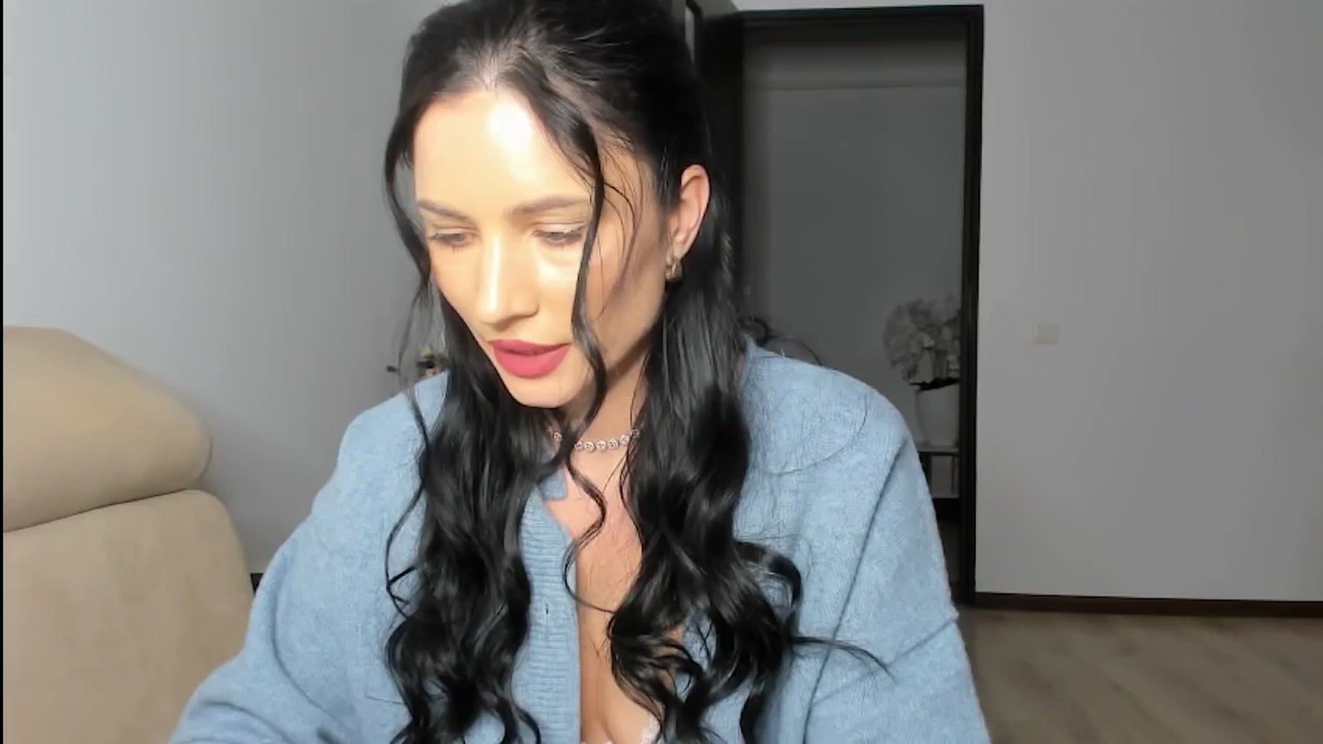 Gallery image thumbnail from Ms_Seductive's myfreecams stream on, 09/21/2024, 17:34 image 1 of 20