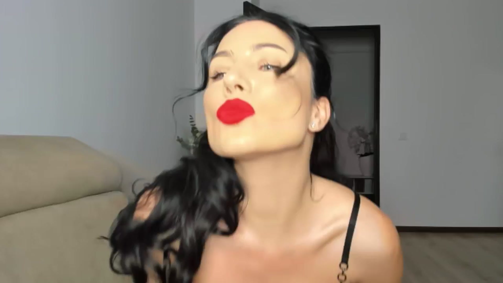 Gallery image thumbnail from Ms_Seductive's myfreecams stream on, 11/06/2024, 15:30 image 4 of 20
