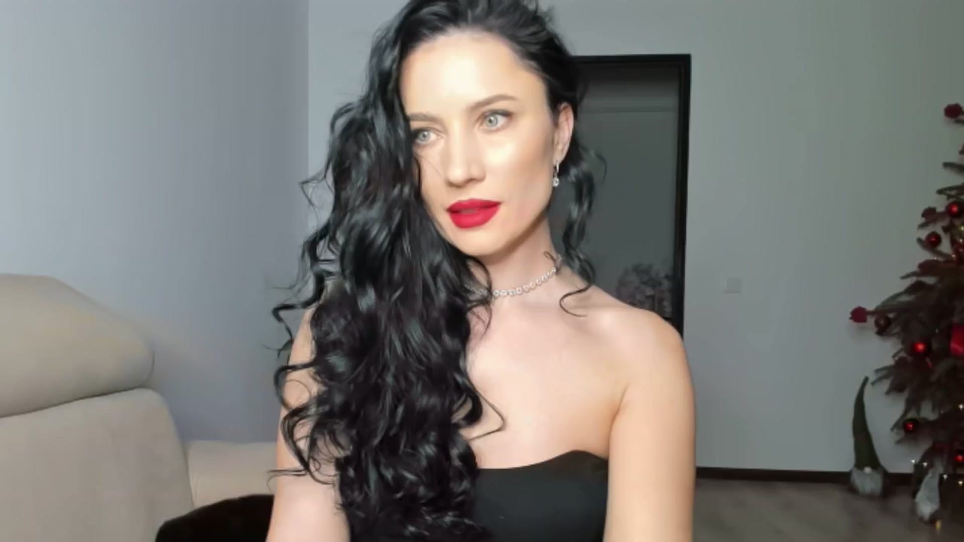 Gallery image thumbnail from Ms_Seductive's myfreecams stream on, 01/02/2025, 17:00 image 4 of 20