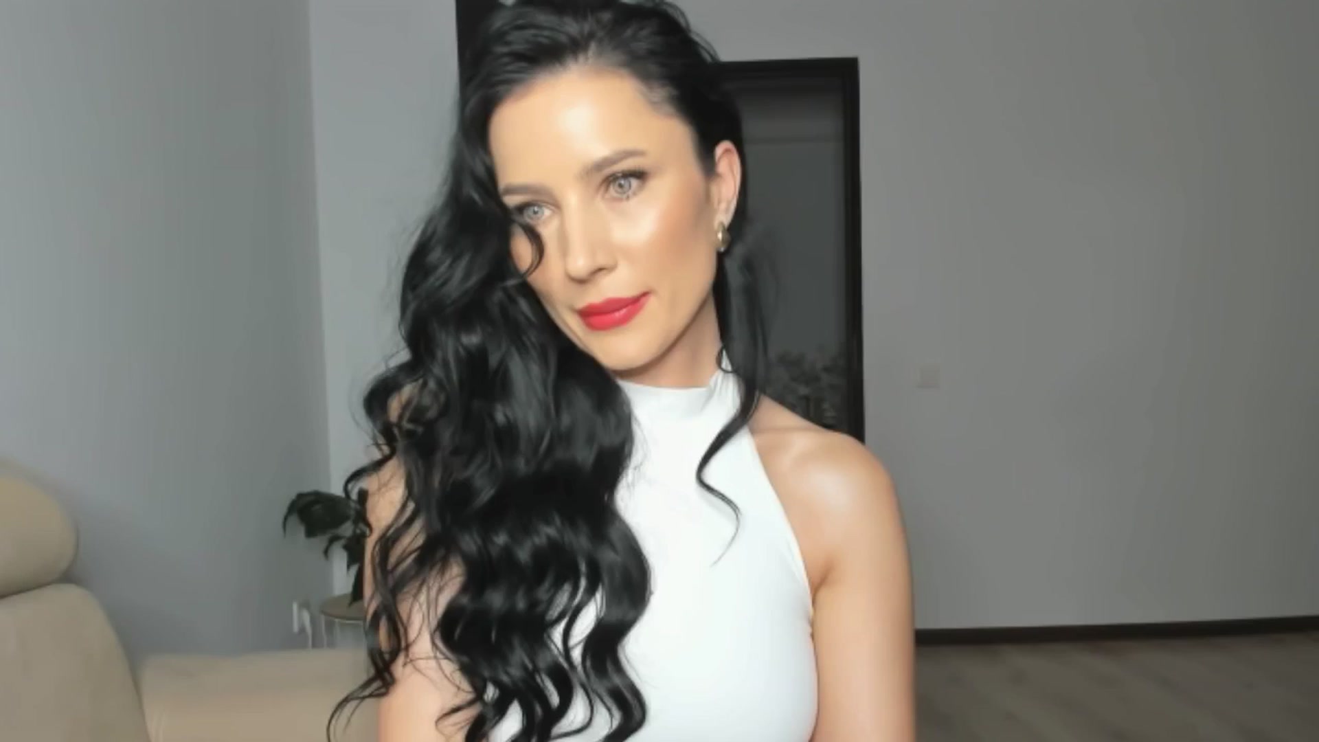 Gallery image thumbnail from Ms_Seductive's myfreecams stream on, 02/04/2025, 17:15 image 3 of 20