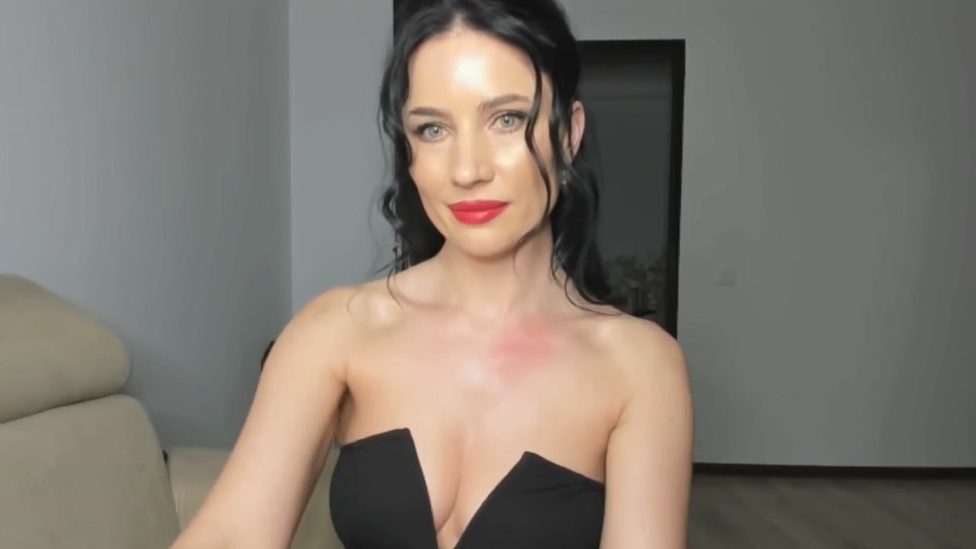 Gallery image thumbnail from Ms_Seductive's myfreecams stream on, 02/11/2025, 17:06 image 11 of 20