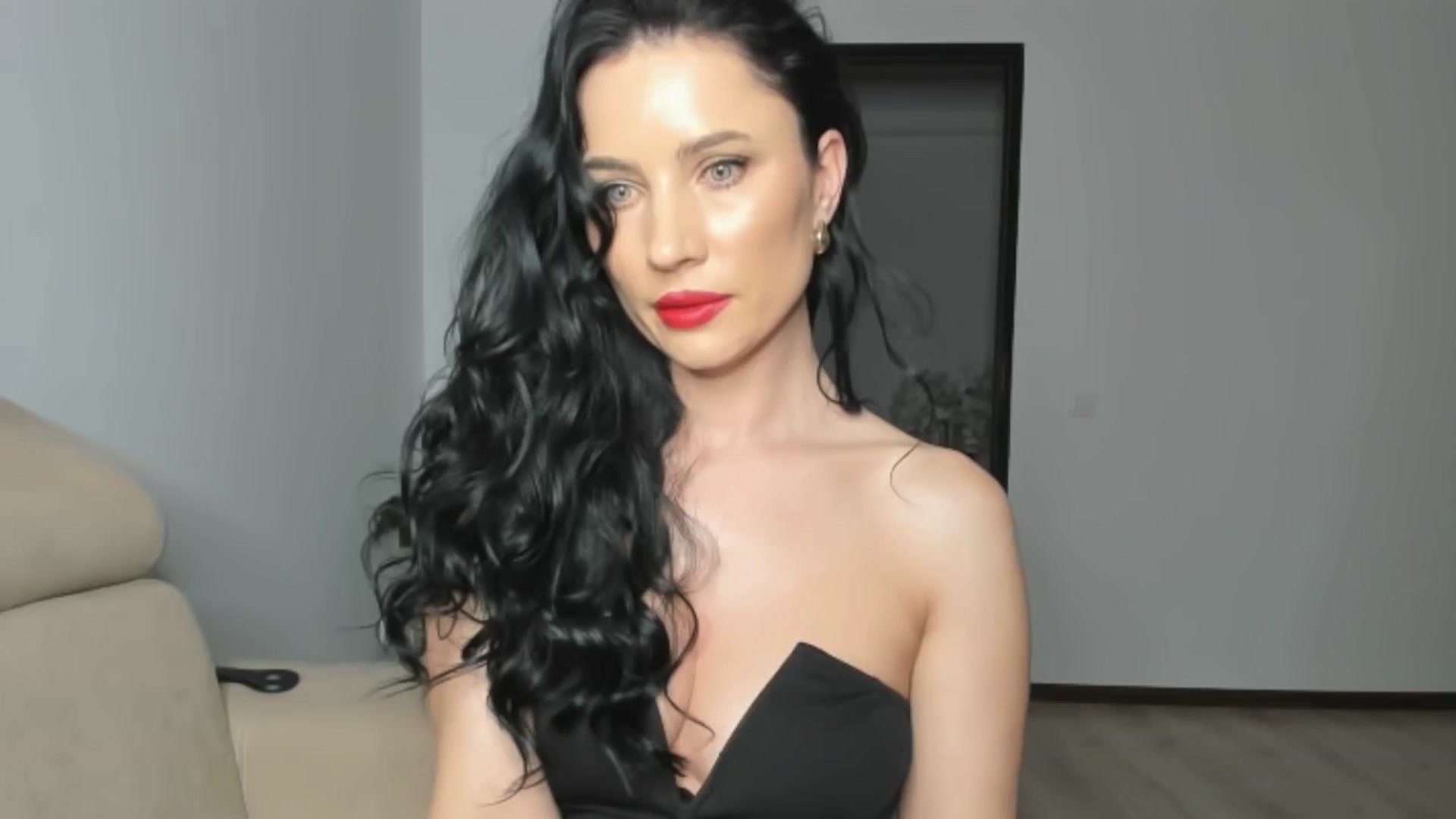 Gallery image thumbnail from Ms_Seductive's myfreecams stream on, 02/11/2025, 17:21 image 7 of 20