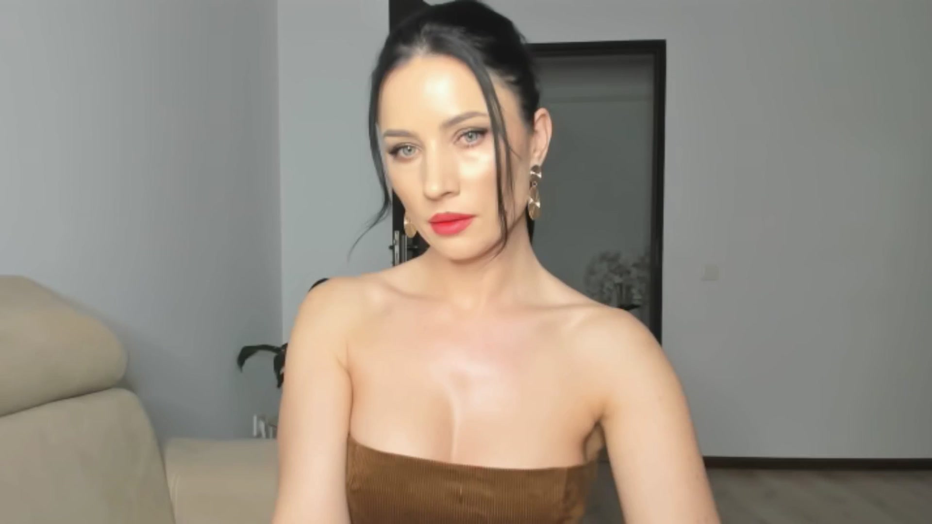 Gallery image thumbnail from Ms_Seductive's myfreecams stream on, 02/23/2025, 13:27 image 12 of 20