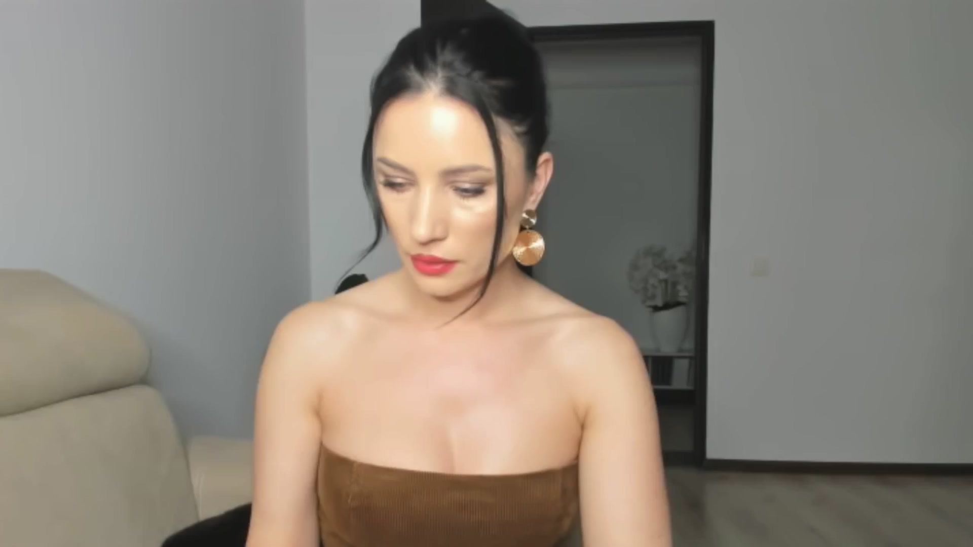 Gallery image thumbnail from Ms_Seductive's myfreecams stream on, 02/23/2025, 14:19 image 18 of 20