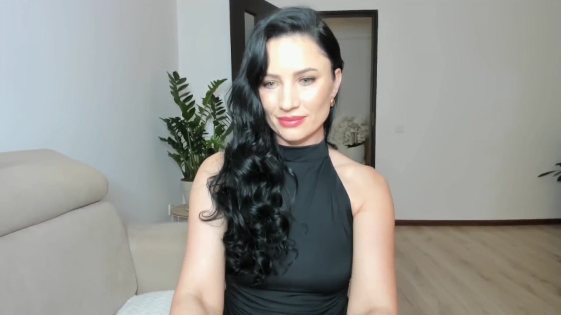 Gallery image thumbnail from Ms_Seductive's myfreecams stream on, 05/01/2025, 18:11 image 5 of 20