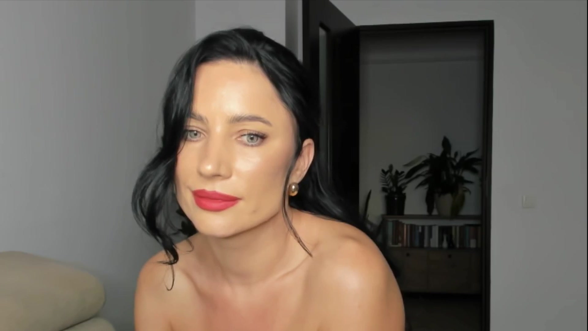 Gallery image thumbnail from Ms_Seductive's myfreecams stream on, 09/18/2025, 17:09 image 14 of 20