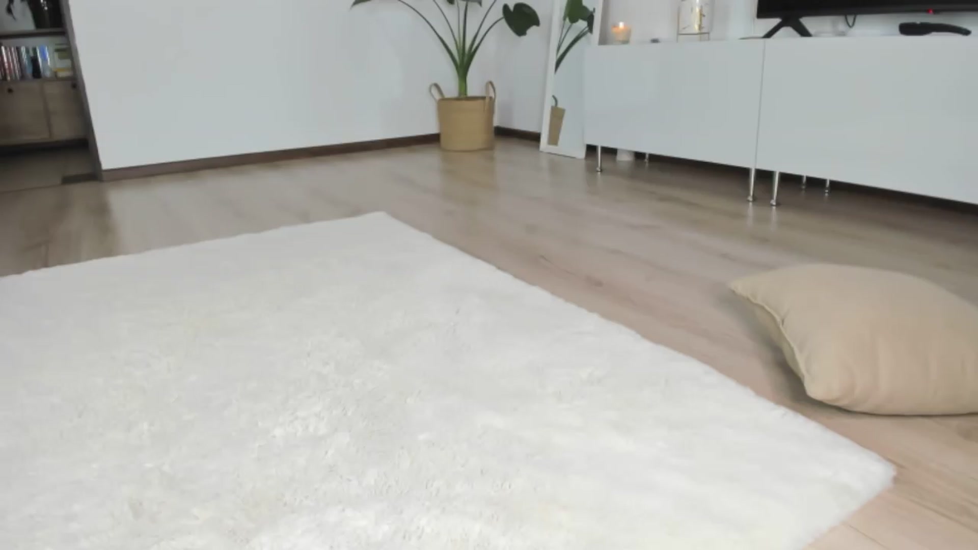 Gallery image thumbnail from Ms_Seductive's myfreecams stream on, 07/23/2026, 18:20 image 16 of 20