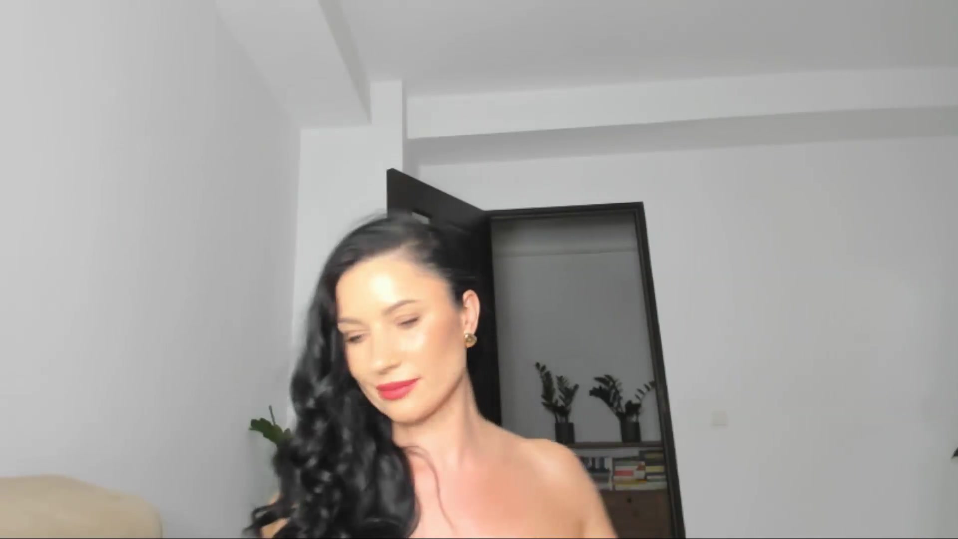 Gallery image thumbnail from Ms_Seductive's myfreecams stream on, 09/09/2026, 17:37 image 18 of 20