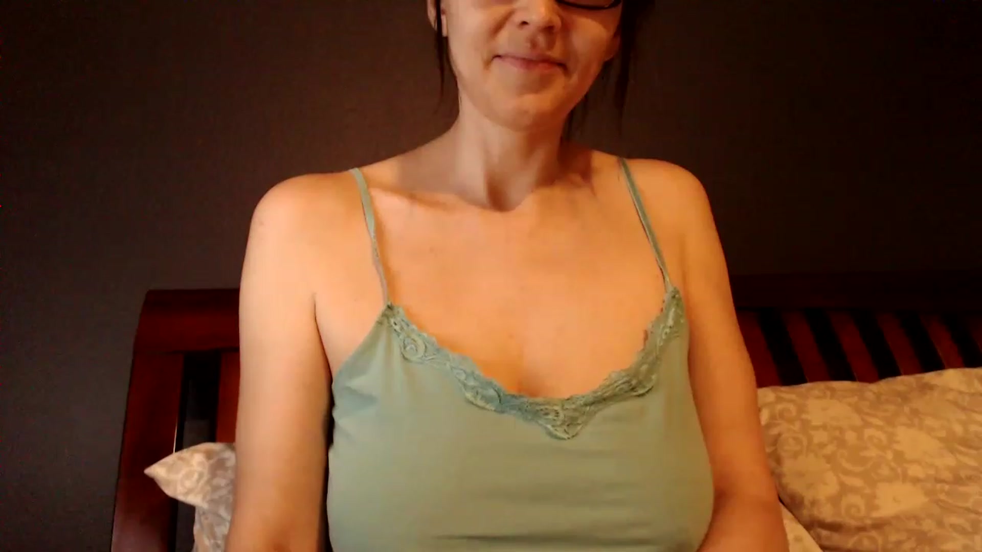 Gallery image thumbnail from Ms_Sultriness's myfreecams stream on, 11/24/2022, 24:02 image 10 of 20