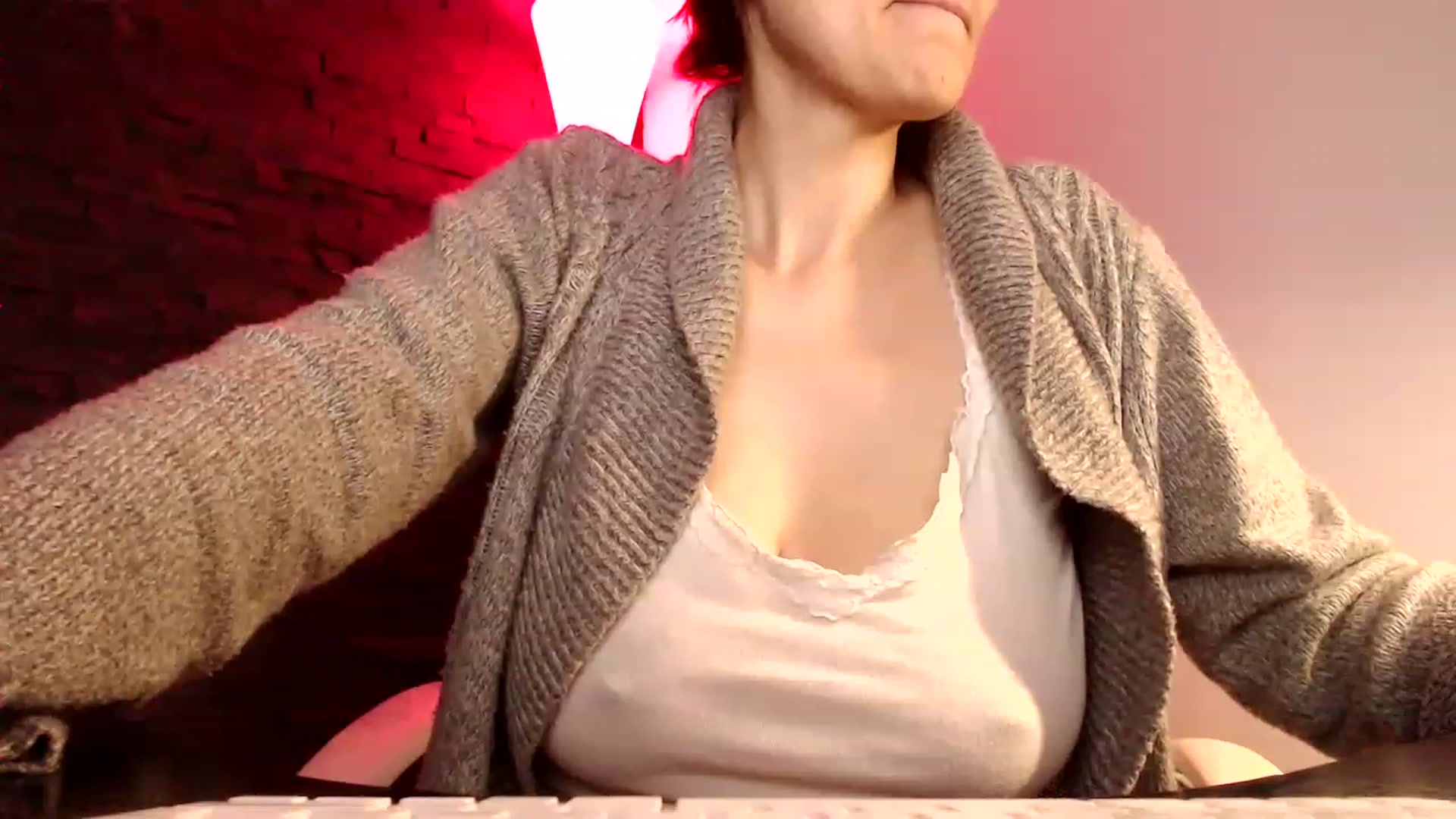 Gallery image thumbnail from Ms_Sultriness's myfreecams stream on, 01/21/2023, 19:12 image 7 of 20