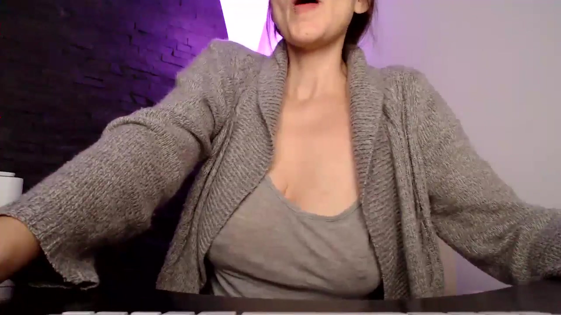 Gallery image thumbnail from Ms_Sultriness's myfreecams stream on, 12/24/2024, 19:37 image 2 of 20