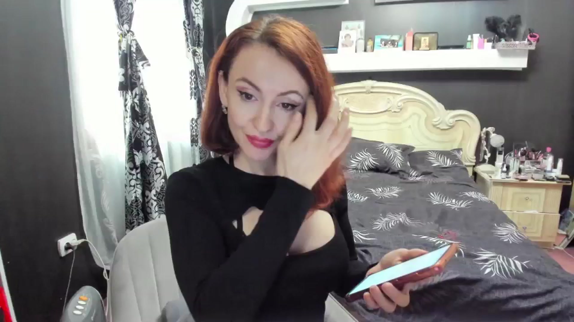 Gallery image thumbnail from Ms_Violette's myfreecams stream on, 03/06/2024, 08:30 image 10 of 20