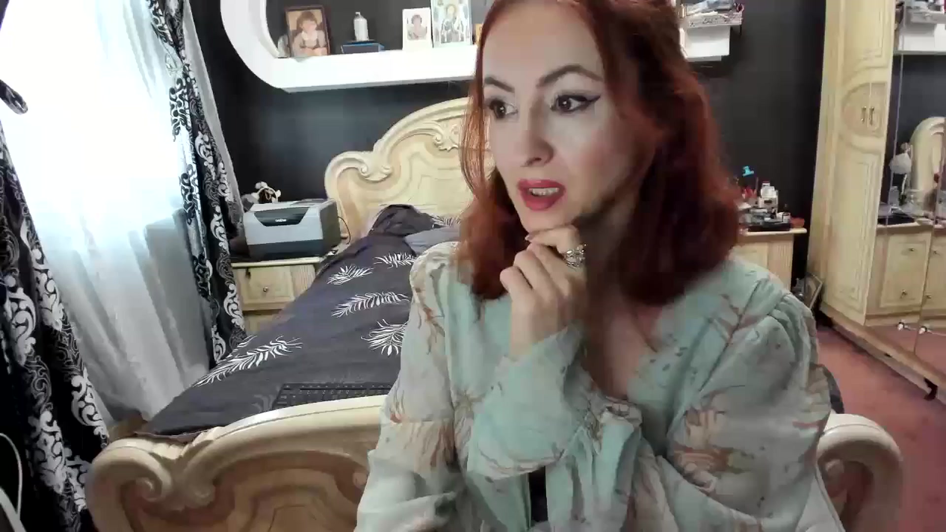 Gallery image thumbnail from Ms_Violette's myfreecams stream on, 12/06/2024, 09:43 image 1 of 20
