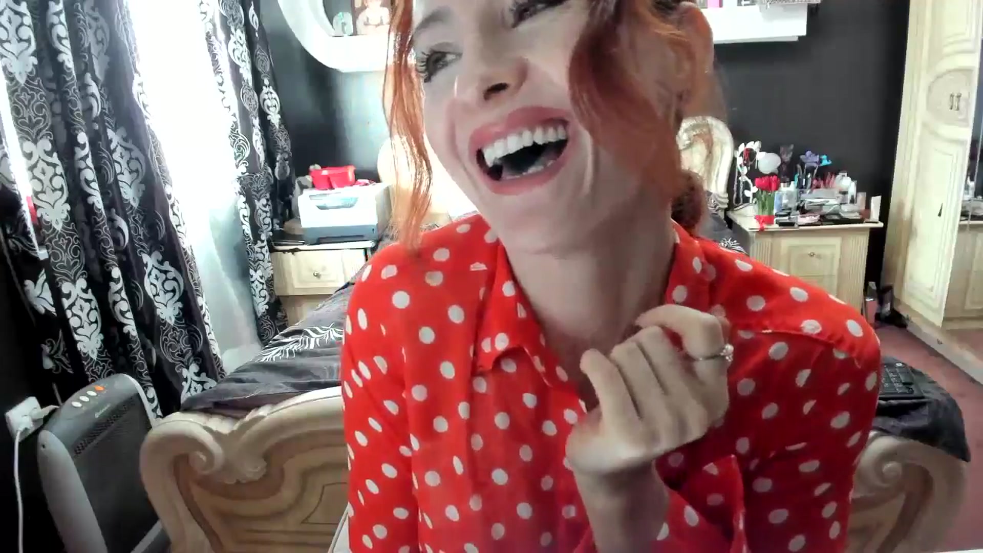 Gallery image thumbnail from Ms_Violette's myfreecams stream on, 12/17/2024, 07:52 image 12 of 20