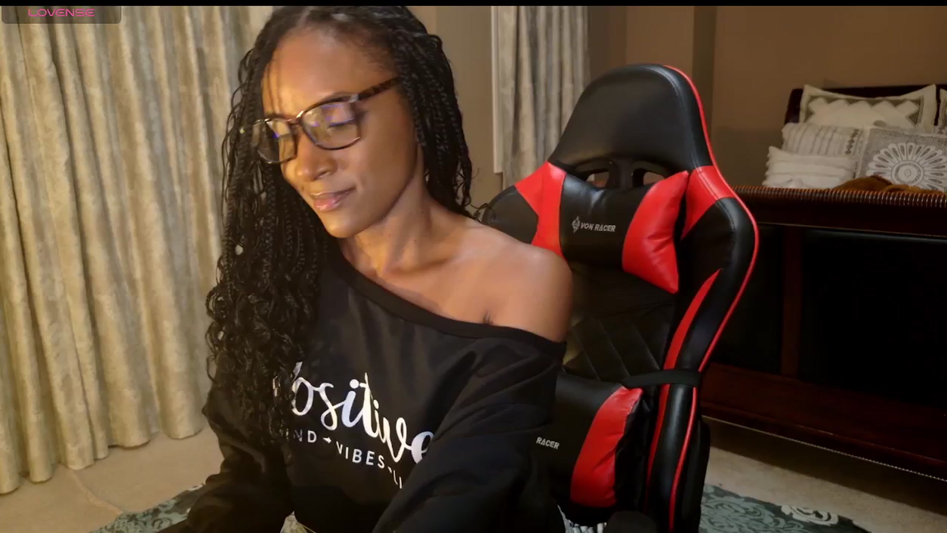 Gallery image thumbnail from Ms_WetNWild's myfreecams stream on, 09/09/2024, 24:01 image 10 of 20