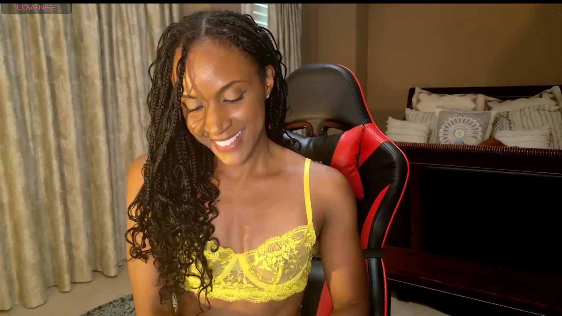 Gallery image thumbnail from Ms_WetNWild's myfreecams stream on, 09/13/2024, 15:55 image 1 of 20