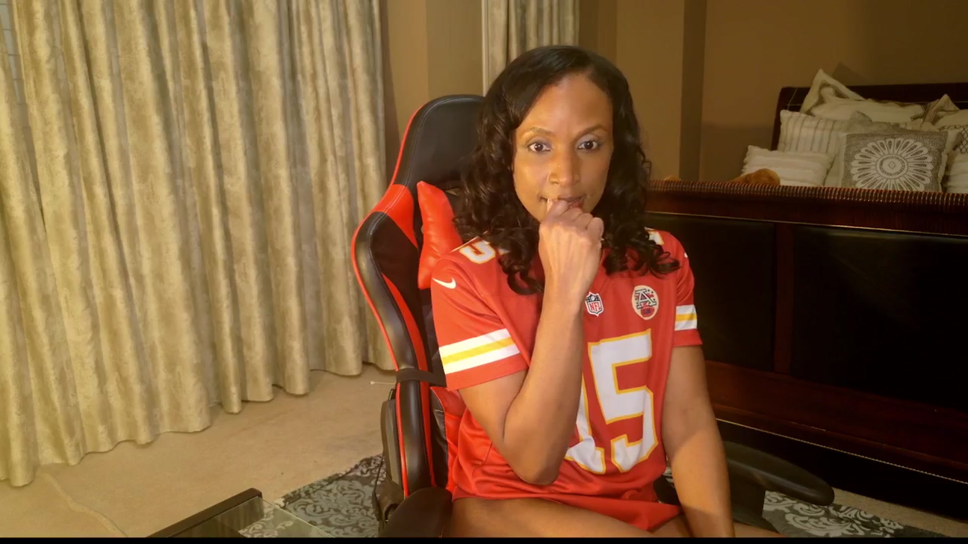 Gallery image thumbnail from Ms_WetNWild's myfreecams stream on, 11/05/2024, 05:22 image 10 of 20