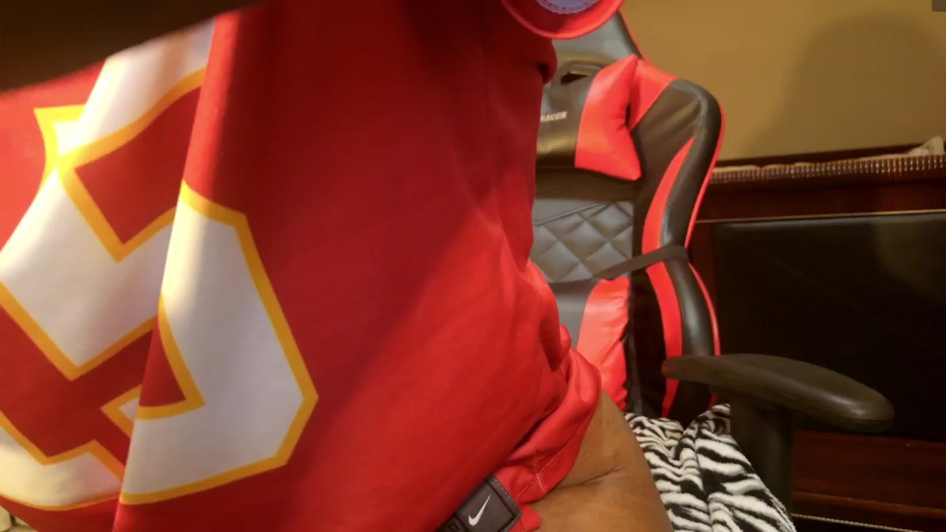 Gallery image thumbnail from Ms_WetNWild's myfreecams stream on, 11/10/2024, 21:37 image 14 of 20