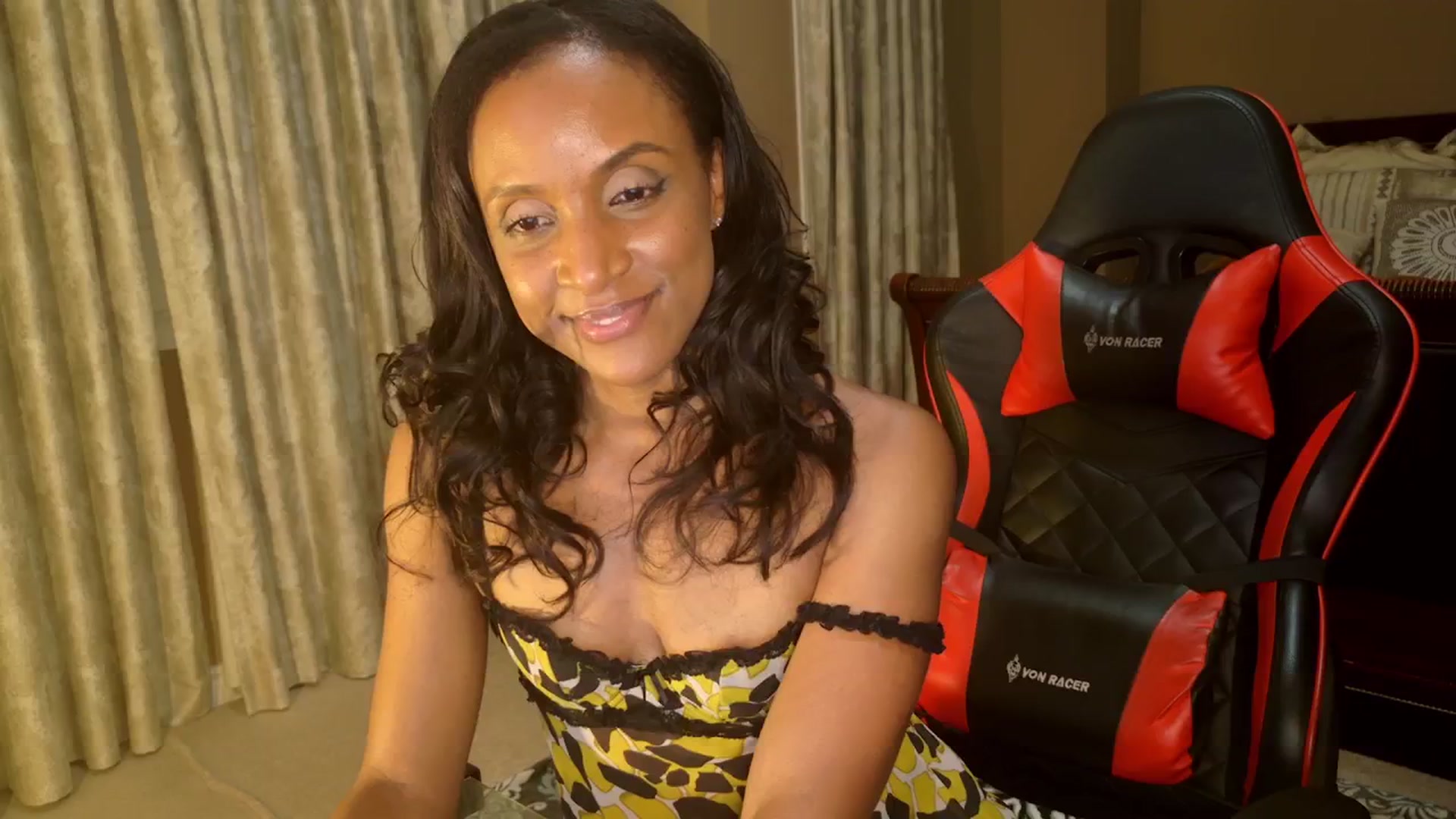 Gallery image thumbnail from Ms_WetNWild's myfreecams stream on, 11/14/2024, 04:18 image 1 of 20