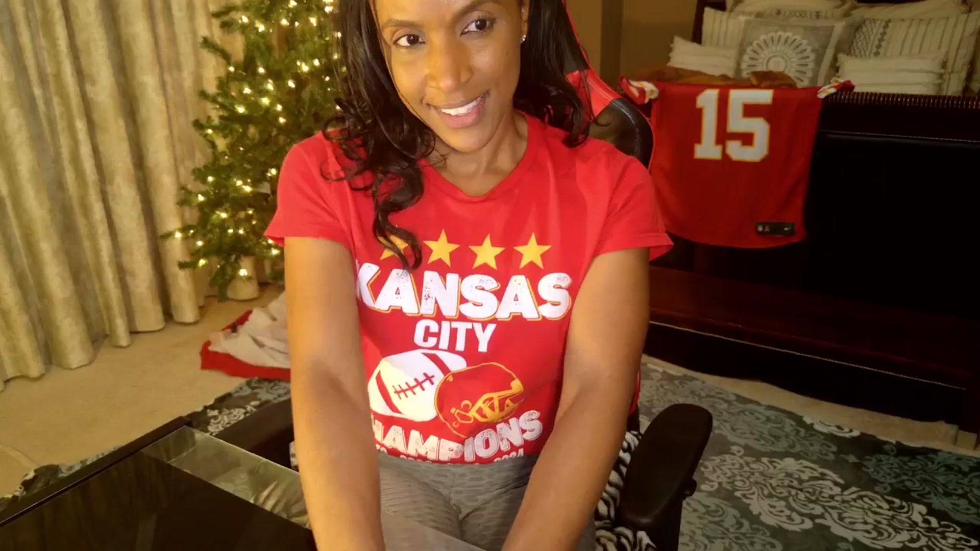Gallery image thumbnail from Ms_WetNWild's myfreecams stream on, 11/29/2024, 19:07 image 20 of 20