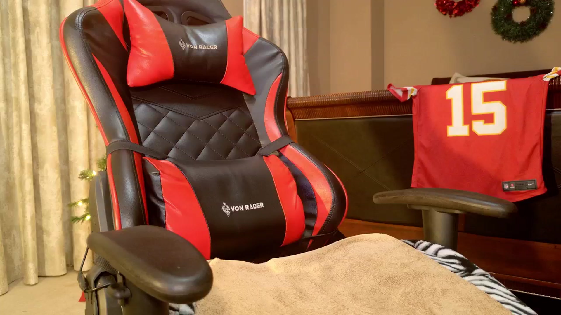 Gallery image thumbnail from Ms_WetNWild's myfreecams stream on, 11/29/2024, 19:07 image 2 of 20