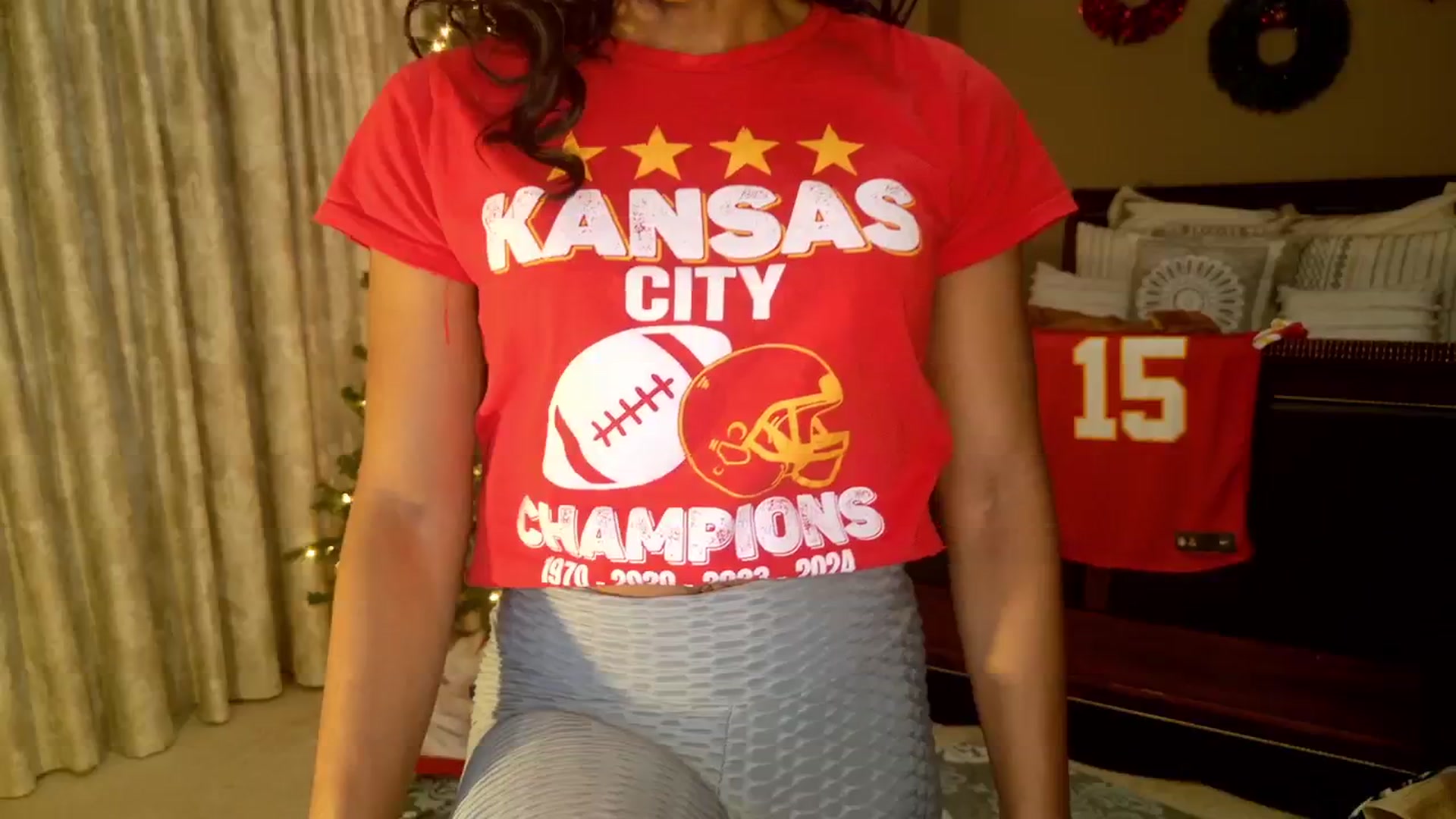 Gallery image thumbnail from Ms_WetNWild's myfreecams stream on, 11/29/2024, 19:07 image 8 of 20