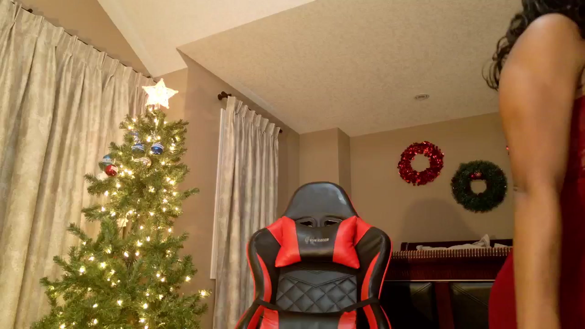Gallery image thumbnail from Ms_WetNWild's myfreecams stream on, 12/01/2024, 22:07 image 7 of 20