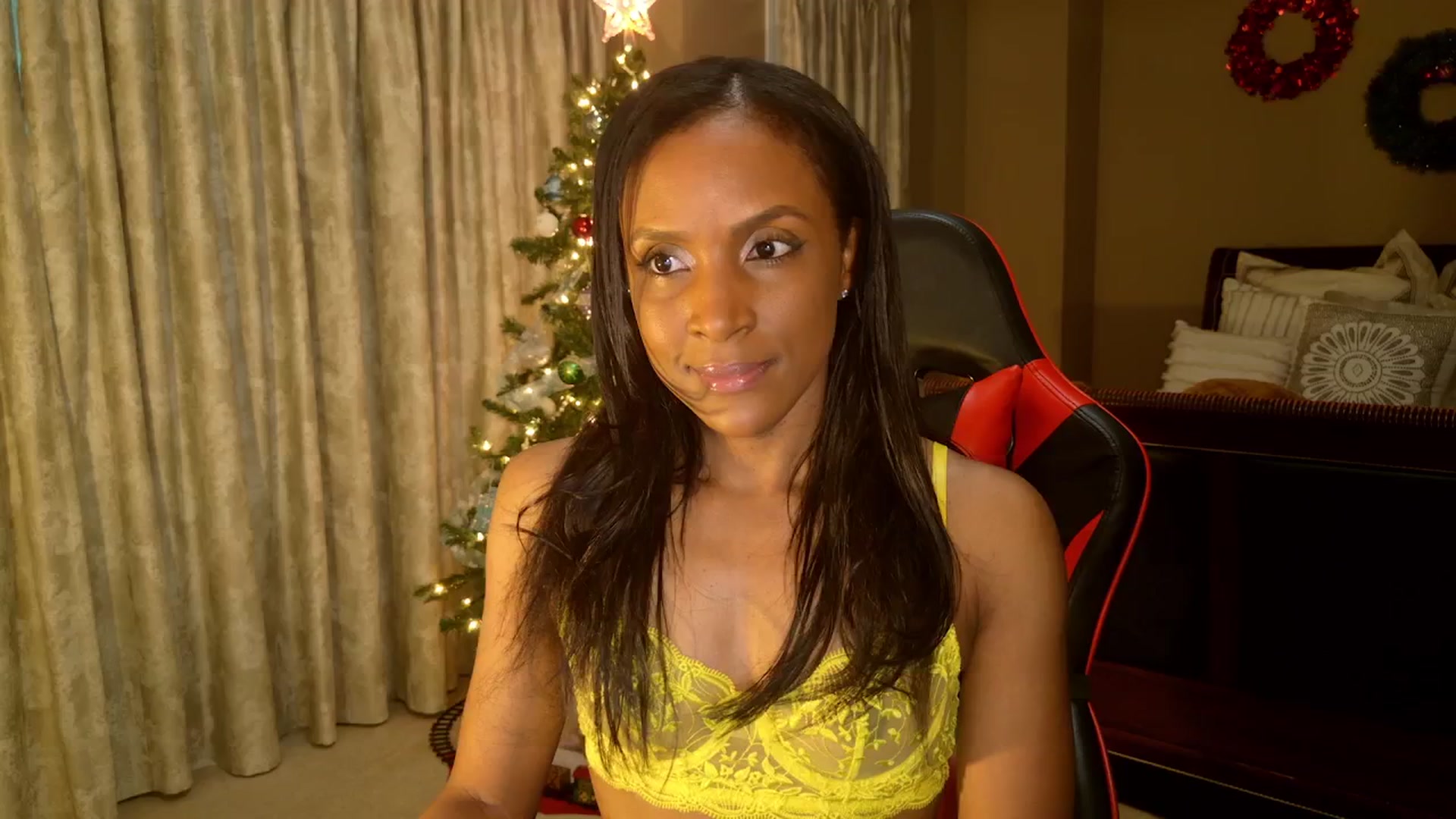 Gallery image thumbnail from Ms_WetNWild's myfreecams stream on, 12/20/2024, 15:24 image 3 of 20