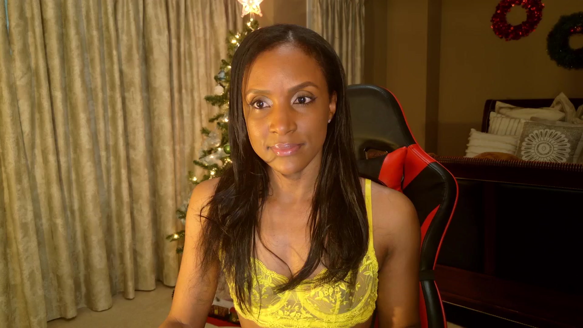Gallery image thumbnail from Ms_WetNWild's myfreecams stream on, 12/20/2024, 15:24 image 2 of 20