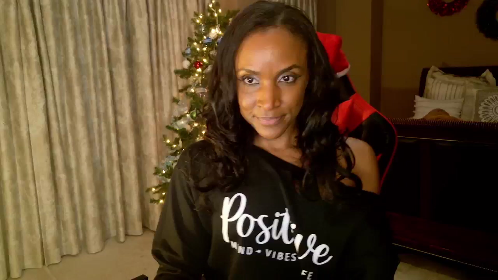 Gallery image thumbnail from Ms_WetNWild's myfreecams stream on, 12/28/2024, 01:16 image 11 of 20