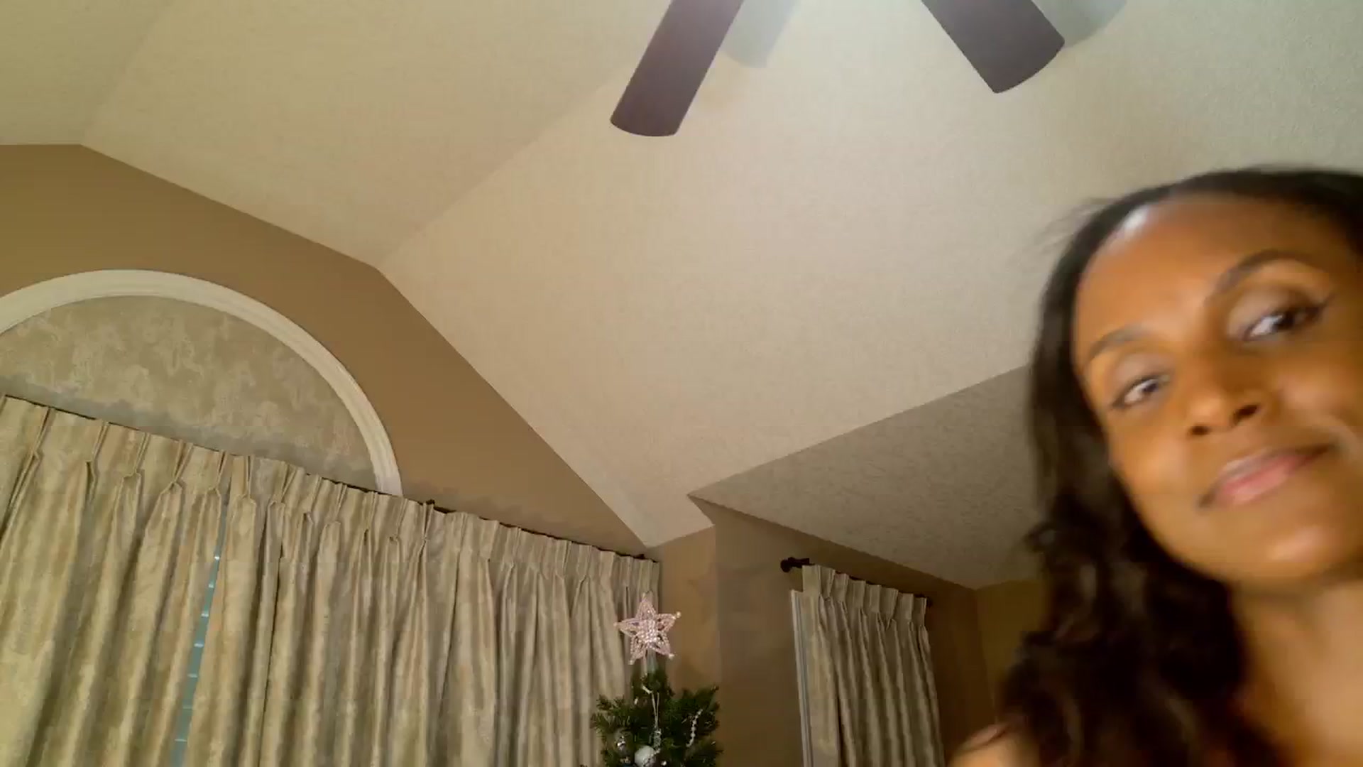 Gallery image thumbnail from Ms_WetNWild's myfreecams stream on, 12/28/2024, 21:17 image 20 of 20